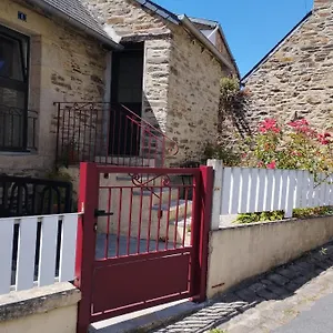 Maison Atypique Au Centre Historique De Lannion